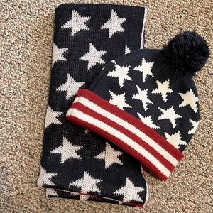 Old Navy scarf and hat set, lines and stars.